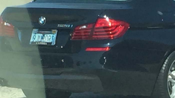9JURORS vanity license plate