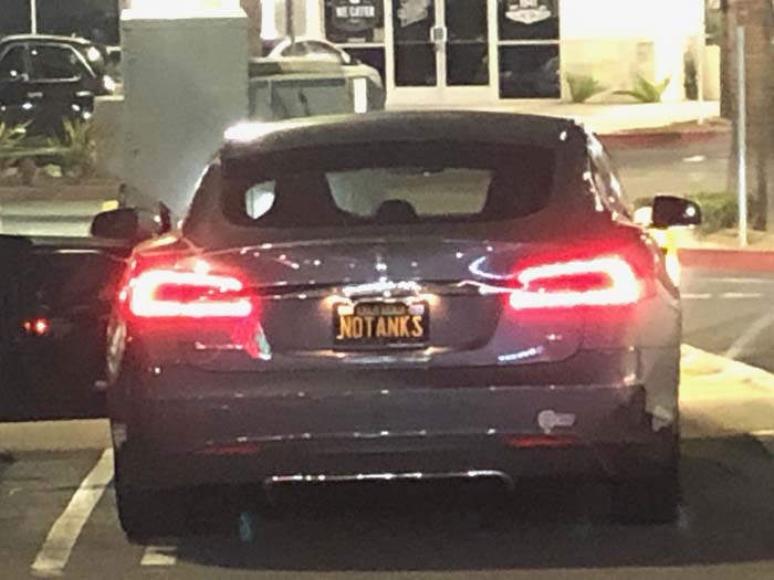 NOTANKS vanity license plate
