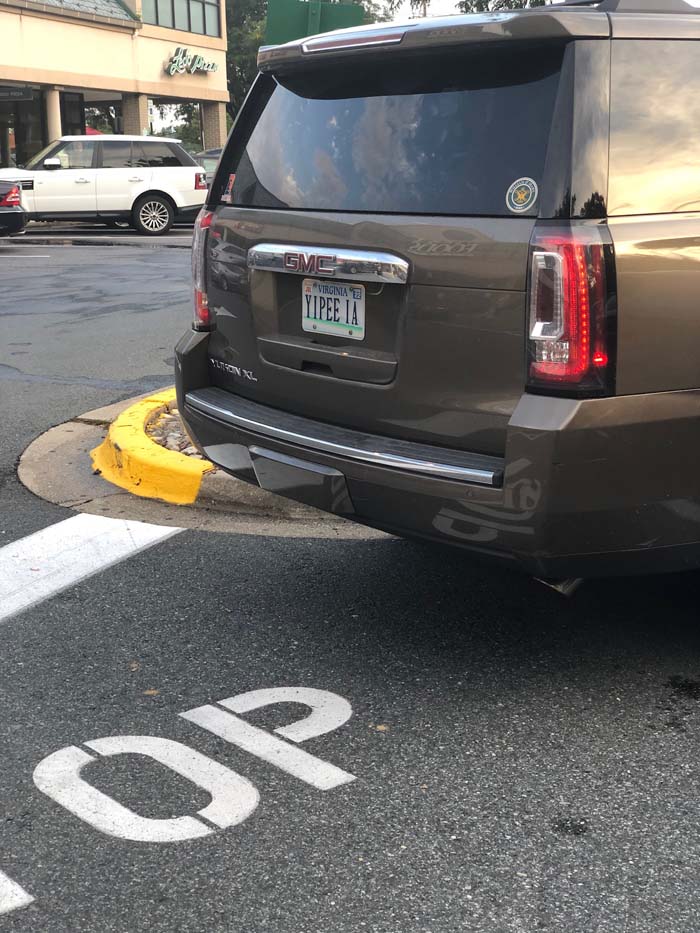 YIPEEIA vanity license plate