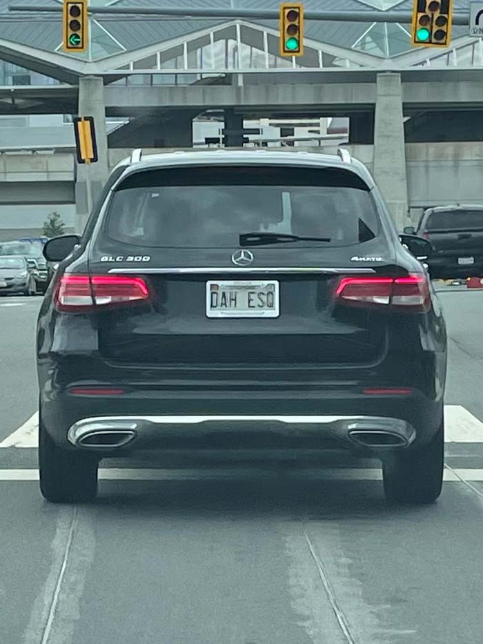 DAHESQ vanity license plate
