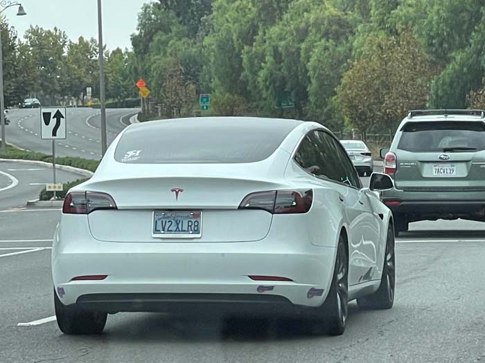 LV2XLR8 vanity license plate
