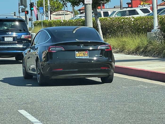 DRVRLSS vanity license plate