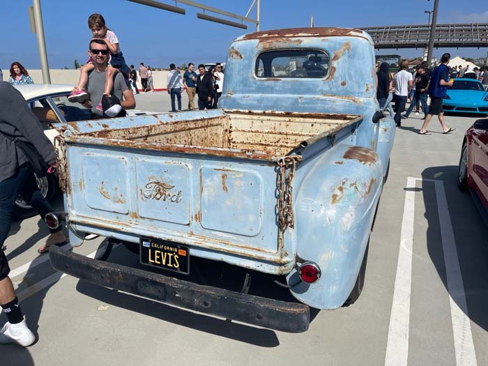 LEVIS vanity license plate meaning Levis (stone washed)