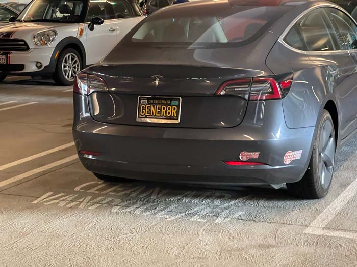 GENER8R vanity license plate