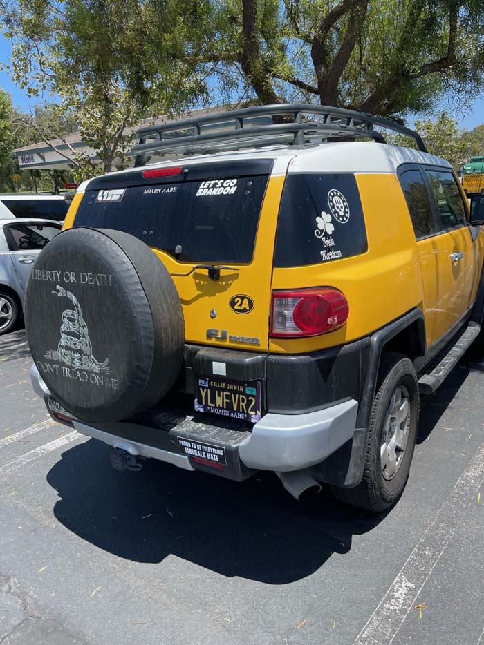 YLWFVR2 vanity license plate