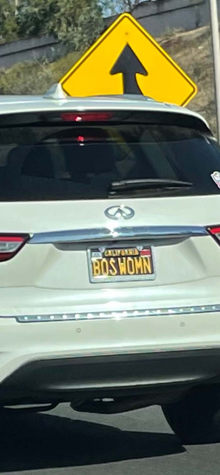 BOSWOMN vanity license plate