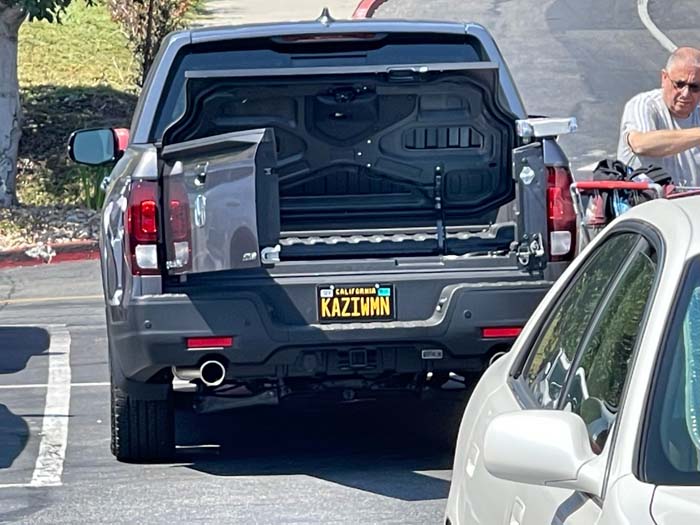 KAZIWMN vanity license plate