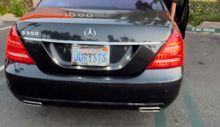 JURISTS vanity license plate