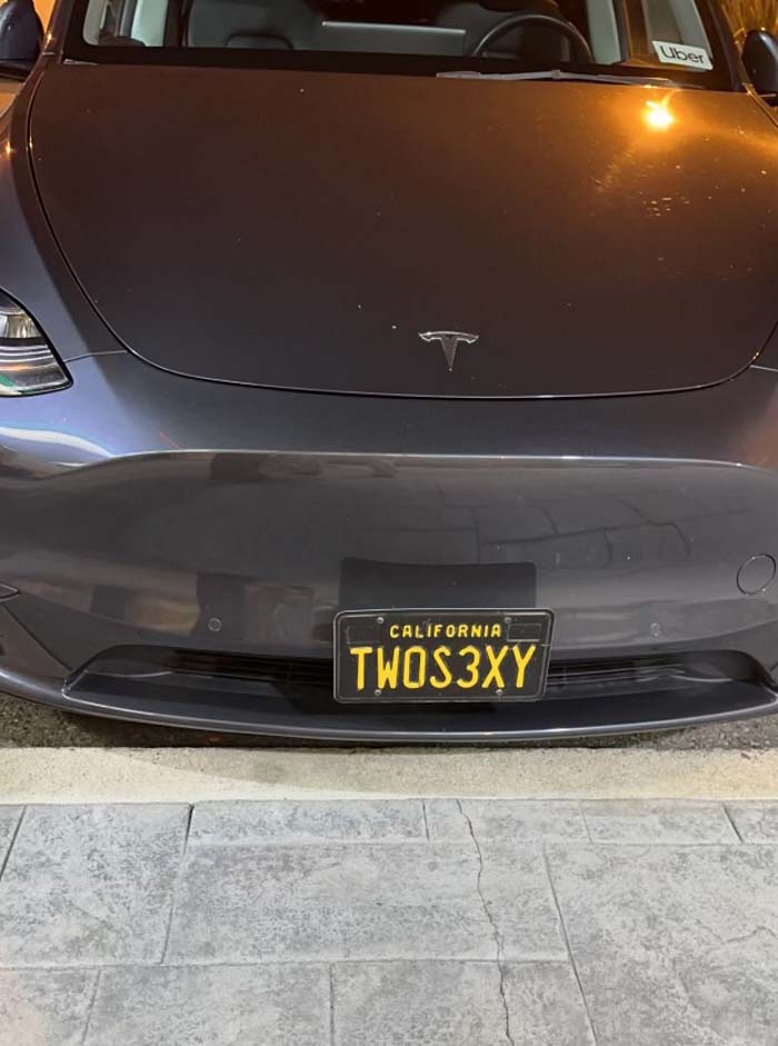 TWOS3XY vanity license plate