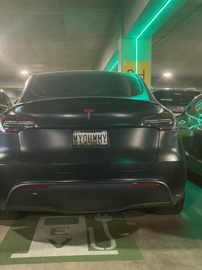 MYOHMMY vanity license plate