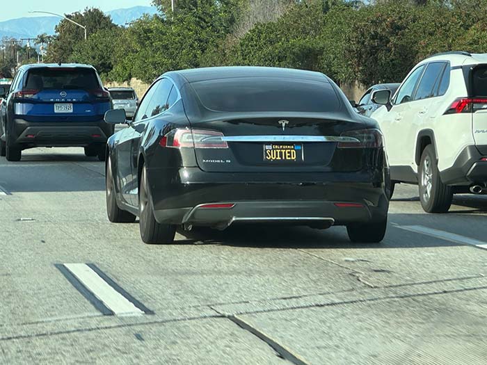 SUITED vanity license plate