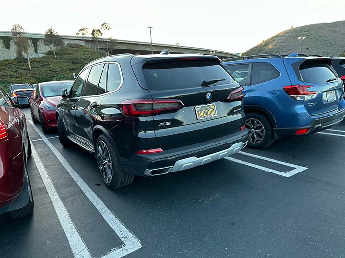 AWEIRDO vanity license plate