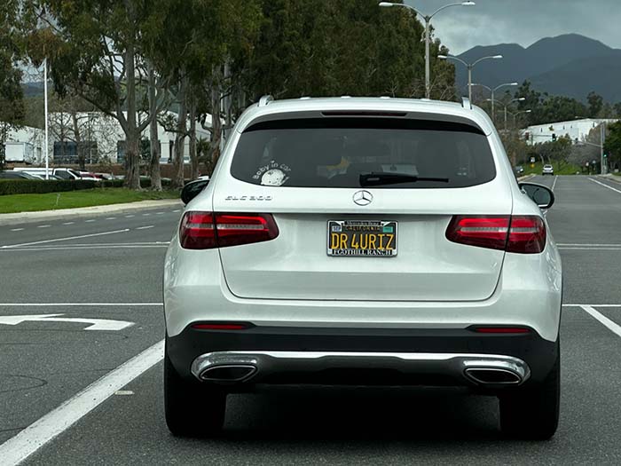 DR4URIZ vanity license plate