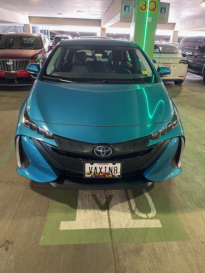 VAXIN8 vanity license plate