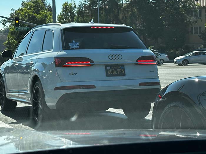GUDLYF5 vanity license plate