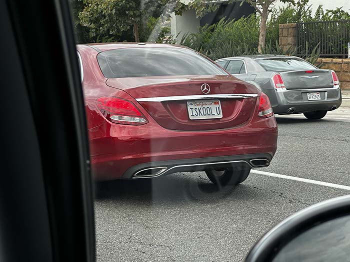ISKOOLU vanity license plate