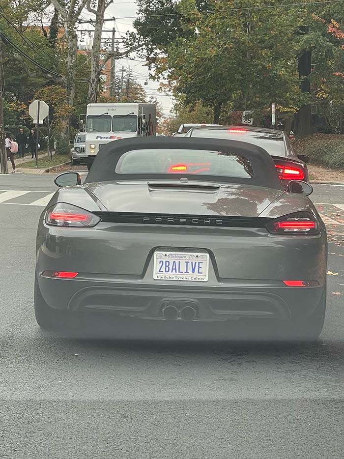2BALIVE vanity license plate