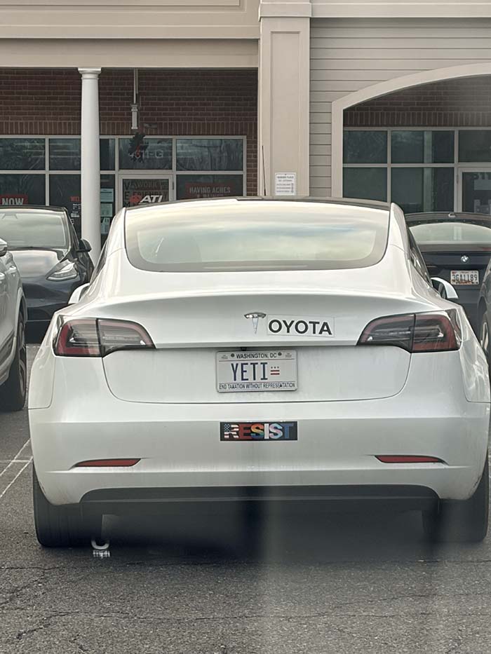 YETI vanity license plate