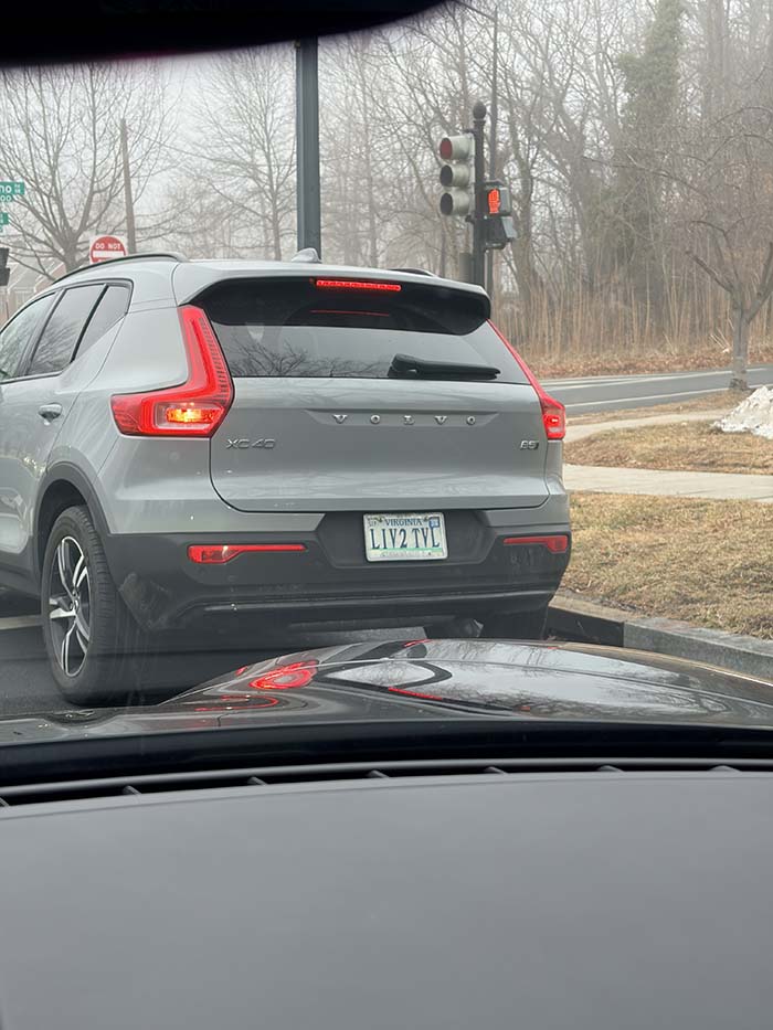 LIV2TVL vanity license plate