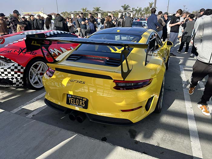 YELORS vanity license plate meaning Yellow (Porsche GT3) RS