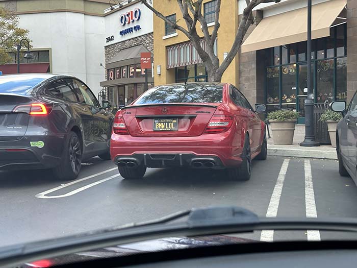 BMWLOL vanity license plate