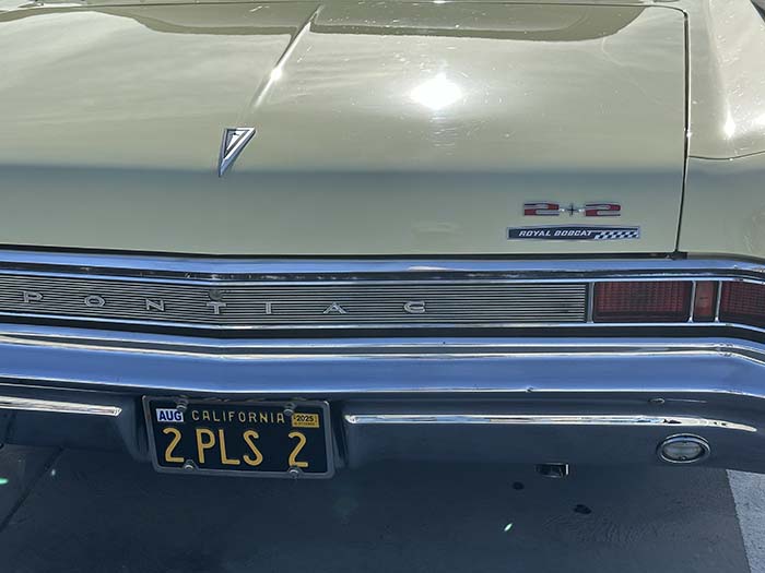 2PLS2 vanity license plate meaning 2 + 2 (Pontiac Catalina)