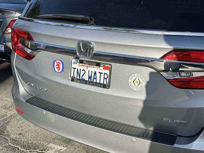 IN2WATR vanity license plate