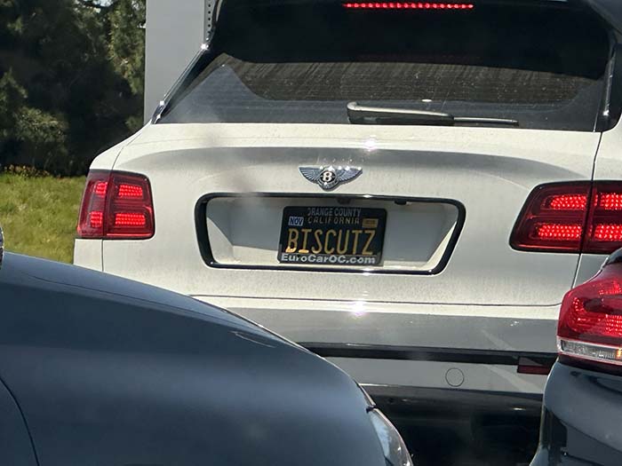 BISCUTZ vanity license plate