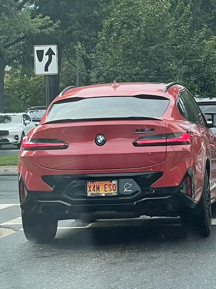 X4MESQ vanity license plate