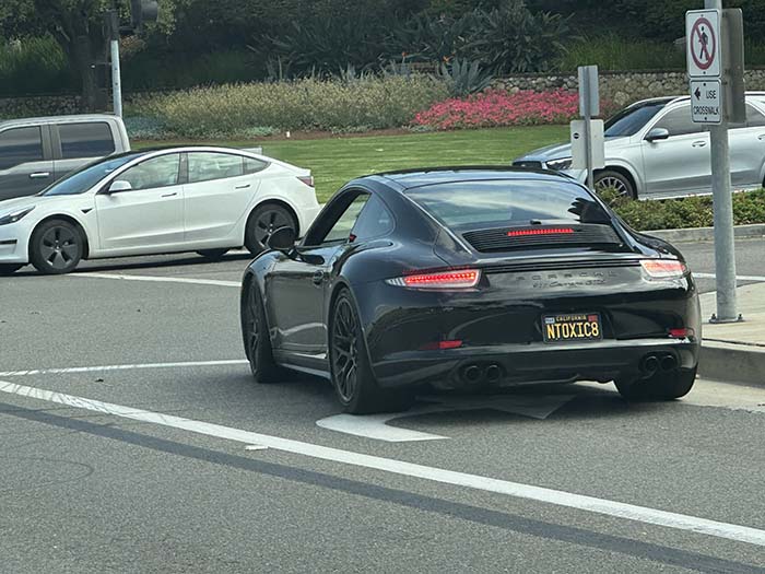 NTOXIC8 vanity license plate